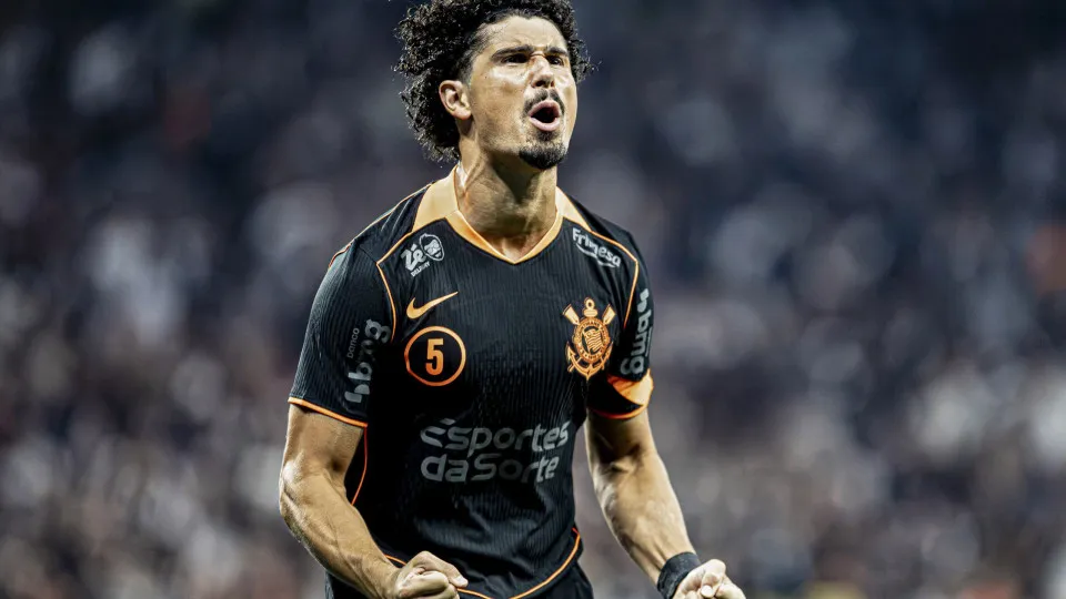 Após interesse europeu, Corinthians define preço e prazo para liberar André